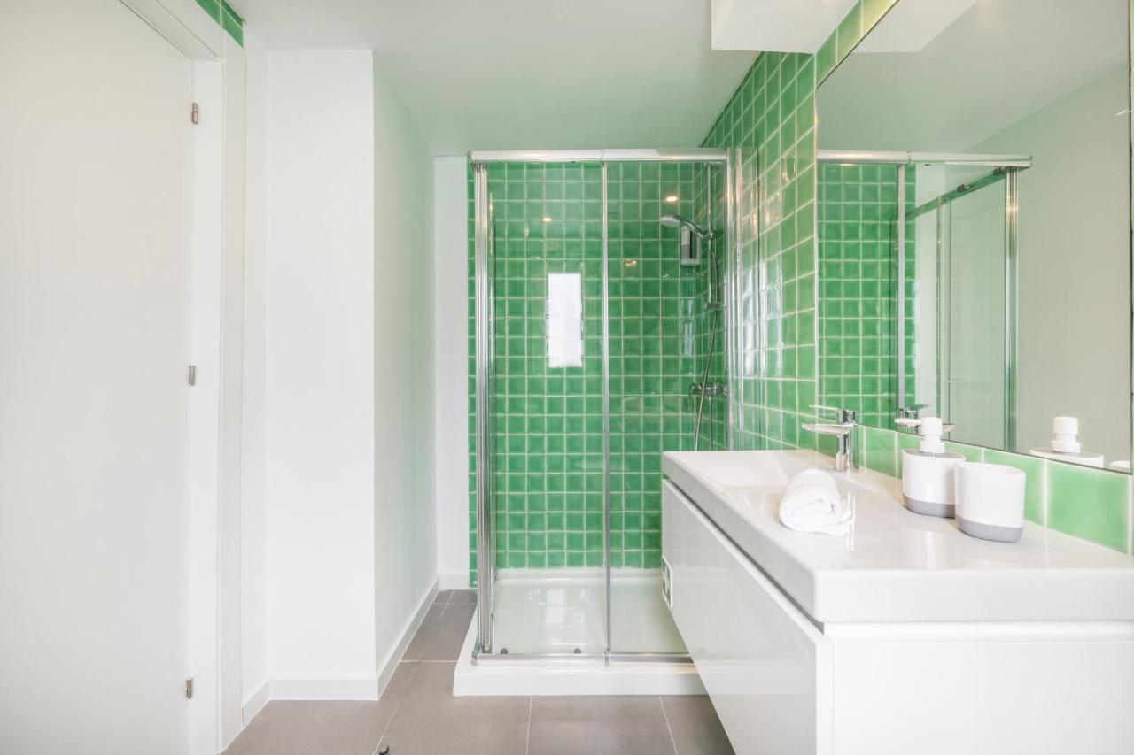 Olala Lisbon Oriente Suites A Екстер'єр фото